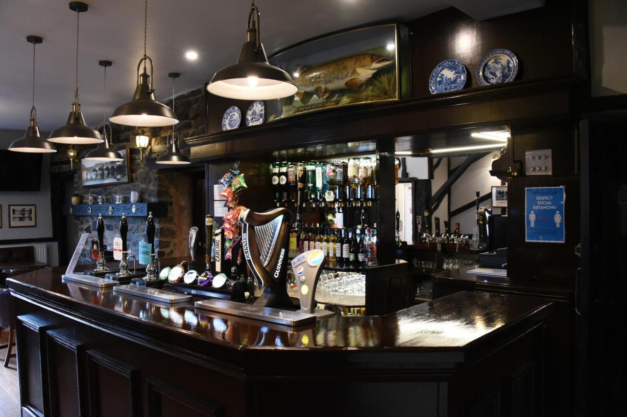 The Llanelwedd Arms Hotel Builth Wells Exterior foto